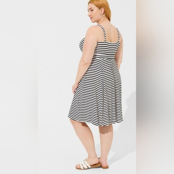 Torrid 2 Super Soft Tie Front Skater Dress Stripe Midi Dress - Picture 4 of 8